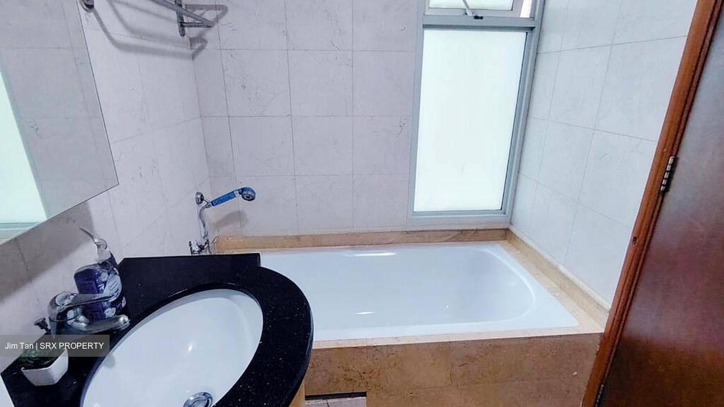 Queens (D3), Condominium #511343021